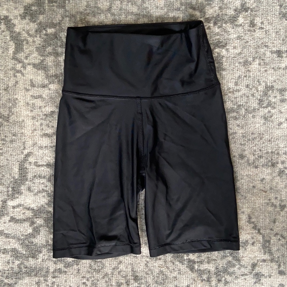 Aritza black bike shorts